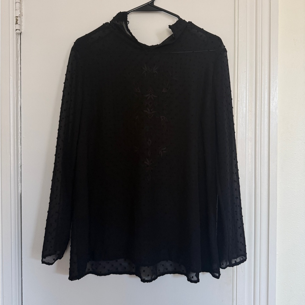 Altar’d State Blouse - Picture 4 of 4